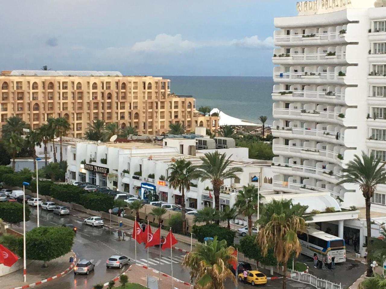 Sousse Corniche Taib Mhiri Roadin Front Of Riadh Palm Hotel Экстерьер фото
